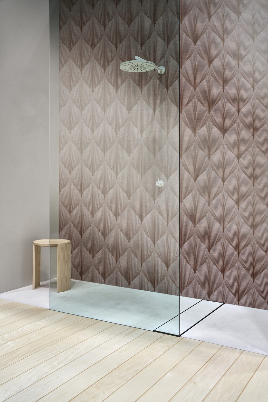 "Flames" - Pannelli Linea Materic per docce eleganti