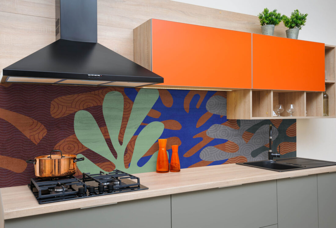Panel Henri MA278PH in Cucina – Un Tocco di Colore con Coralli e Texture Geometriche